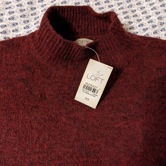 Burgundy Sweater - Picture 5 of 5